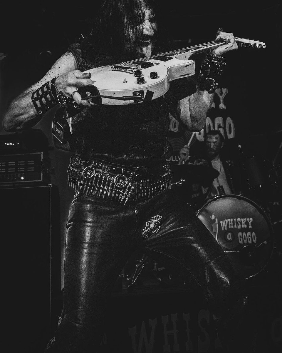Deconstruct2021's tweet photo. Amazing shot by @joshpiersonphotofilm @deconstructmetal live @thewhisky_agogo @metalhalloffameofficial SICK!! #deconstructmetal #useyourtongue #joefraulobguitar #postapocalypticmetal #livemetal #gibsonlespaulcustom #whiskyagogo #metalhalloffame https://t.co/zLi2RSL7go