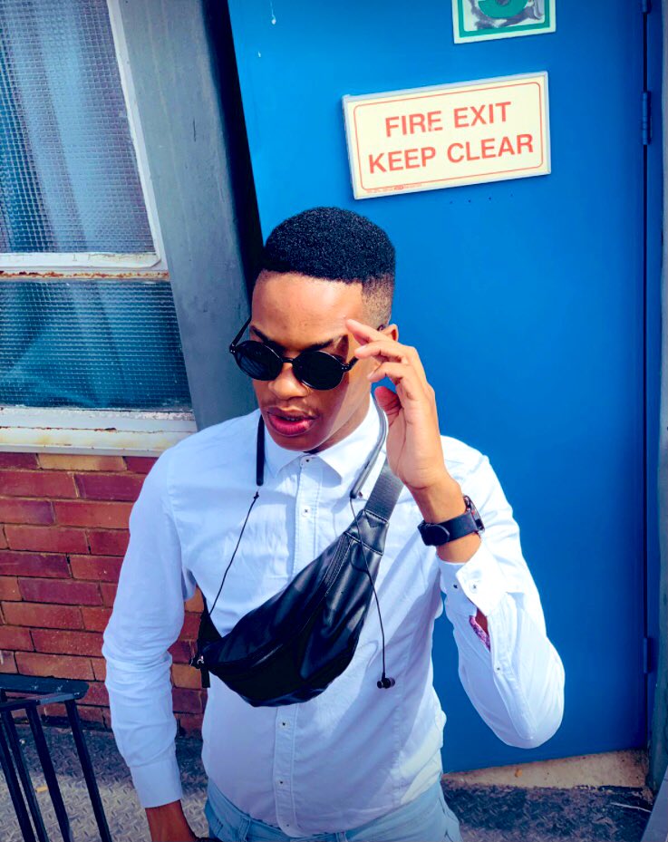 TimothyMootaneF's tweet photo. 🏳️🌈#Flagboy #LGBTIQ https://t.co/TQRR3XC7bW