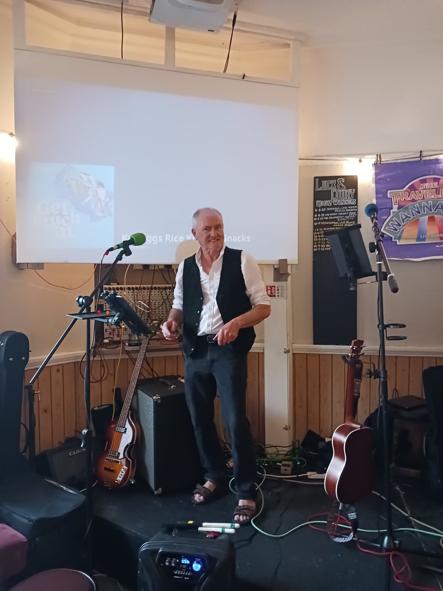 wannabes_the's tweet photo. Its warming up
#ukes
#Wednesday https://t.co/kVYuYK0wZk