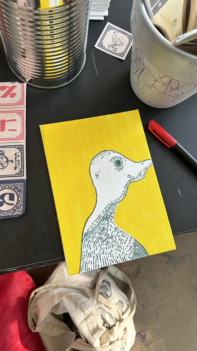 bigevilbug's tweet image. i started doodling &amp;gt;:-)