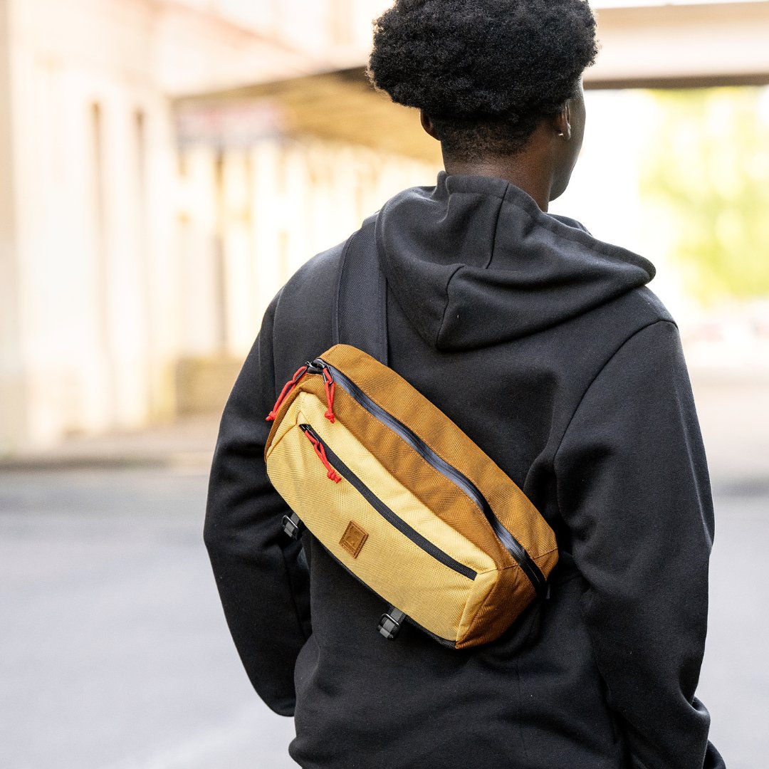 It's rumored that Natasha Bedingfield wrote "Pocket Full of Sunshine" about the mini-kadet in Amber Tritone. We'd never lie to you about that. 🎶  bit.ly/3Q1L1q5