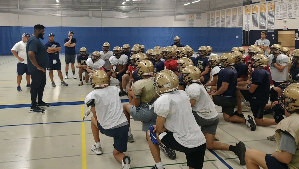 Thanks Jeff Allen (@JeffAllen71) former Kansas City Chiefs offensive lineman and Super Bowl Champ, for stopping by and speaking to our guys today! #WeAreLemont