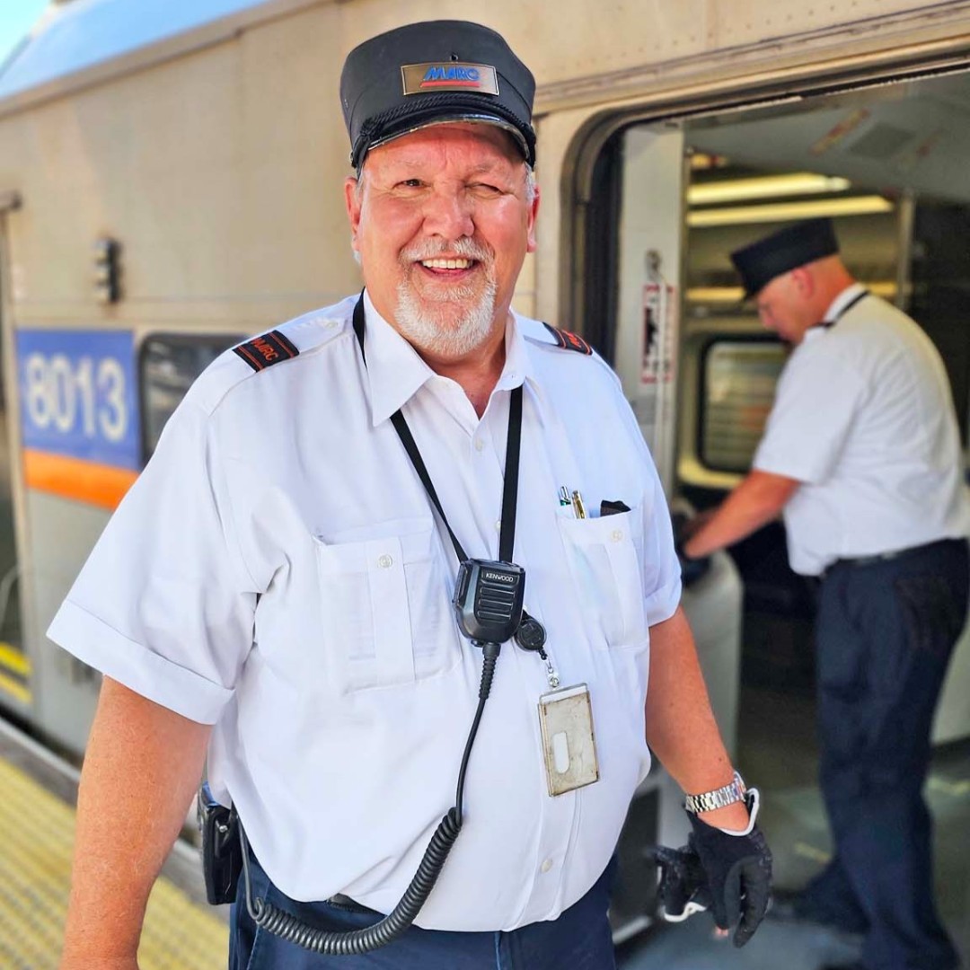 Congrats to Robbie Webb, a MARC Brunswick Line conductor who retired after 45 years of service! Thank you for providing top-notch customer service and fulfilling the mission of MDOT MTA for safe and efficient transit across Maryland! #WorkerWednesday