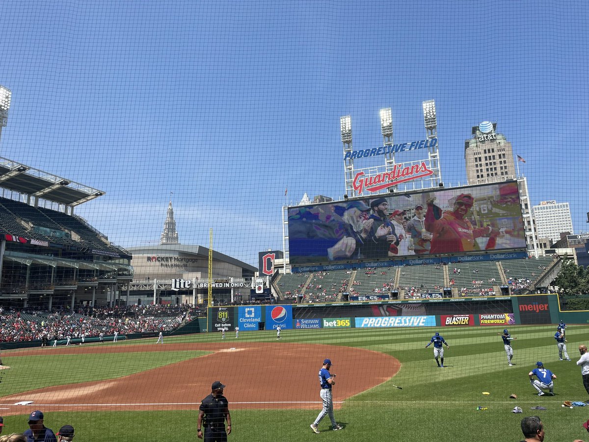 Wilms72's tweet photo. Cleveland we have arrived! Lucky #13 https://t.co/5NeZjSmFGf