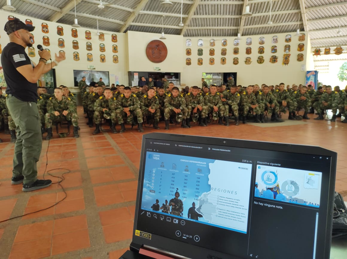 FONDETEC2014's tweet photo. En la Escuela de soldados profesionales del @COL_EJERCITO , se está llevando a cabo un espacio para difundir el servicio gratuito, técnico y especializado que brinda #FONDETEC del 24 al 28 de julio. https://t.co/AoxbnaB2tz