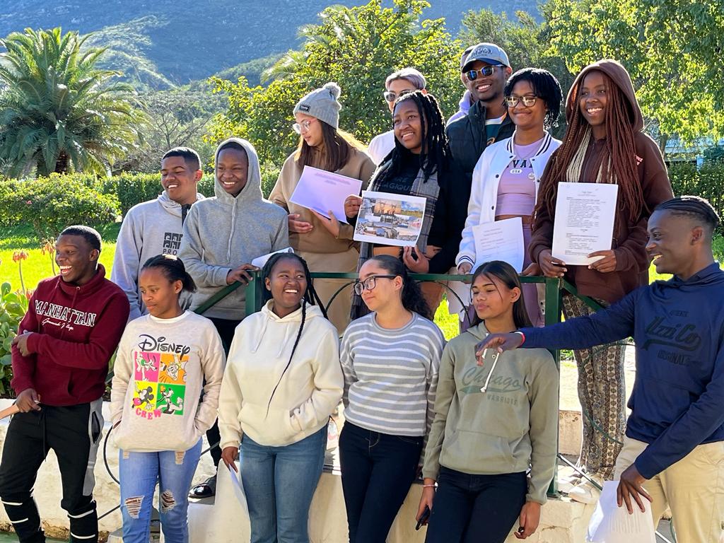 "Hard work and determination is the bridge between goals and achievements"

#WednesdayWordsOfTheWise #littlevoicesMUSTcount #kleinstemmetjiesMOETsaakmaak #amazwiamancinciMAKAVAKALE