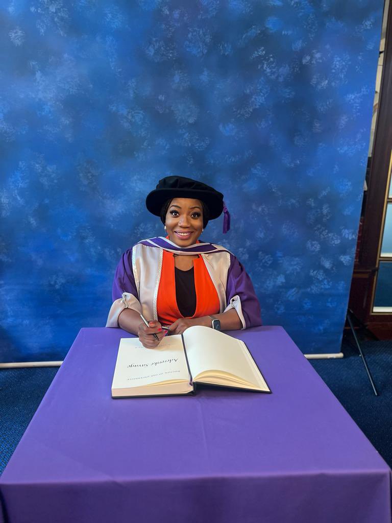 Dr Roni Savage tweet media