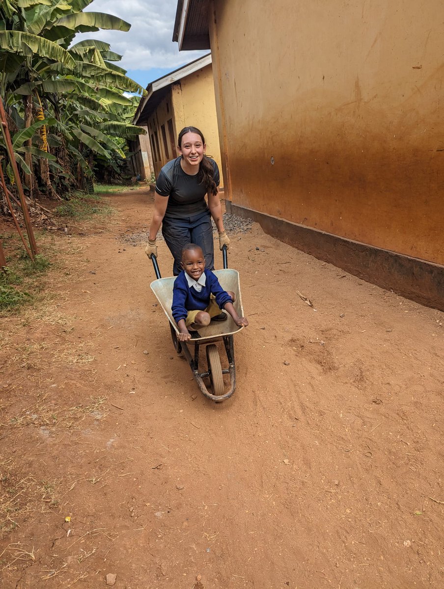 camptanzania's tweet photo. Happy moments during project work selfies and hard work to support the school infrastructures #teammbuni #CampsEffect @campkenya @CampsInt https://t.co/Pmw6viPoLT