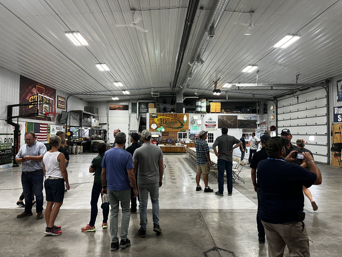 Big thanks to <a href="/runnerseed/">Runner Seed</a> for the tour of your facility ! Top notch rep that has “above the moon “ passion for working with their customers! <a href="/PioneerSeedsCA/">Pioneer Seeds Canada</a> <a href="/PioneerSeeds/">Pioneer Seeds U.S.</a>