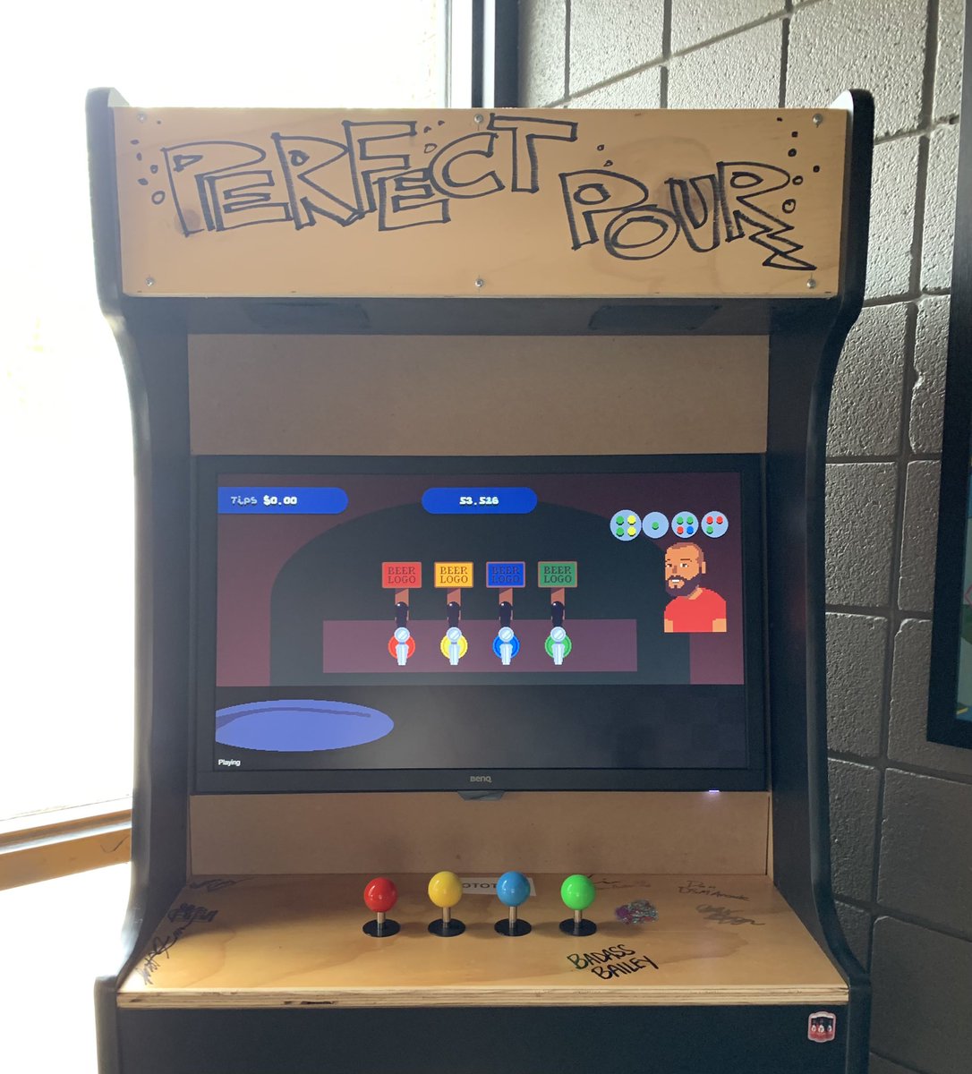 DSM Arcade tweet media