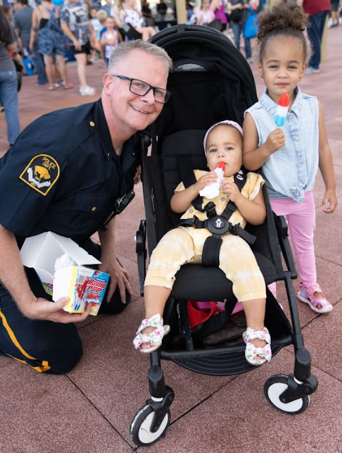 NotOPDVanessa's tweet image. THANK YOU🧵!

THANK YOU to our amazing community for showing UP for #BombPopWithACop this year!

We have so many great community partners, sponsors, donors, &amp;amp; supporters to thank for making this event possible year after year.

Here we go!
1/9