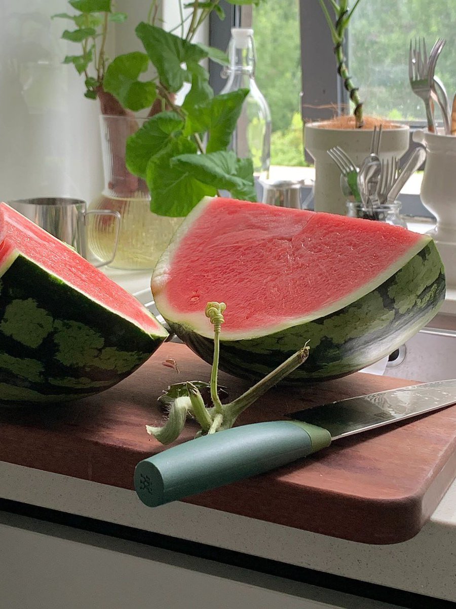 ptrish29's tweet image. Try it after an early morning yoga or🧘‍♀️ gym practice💯