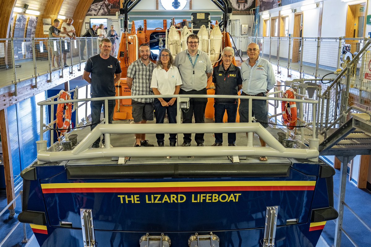 Very honoured to have been invited along with @MichaelTrevask3 & @Stephen34477730 to visit @LizardRNLI 🫶🛟 Thank you 😊 You are all truly amazing 💫 @ColinOlver4