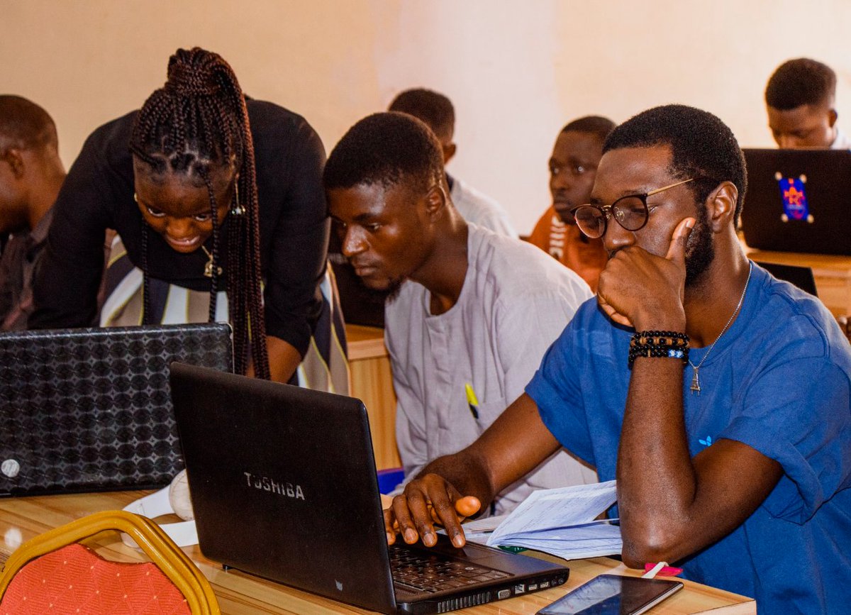 okeezdupi2's tweet image. Today @Code_Plateau, i learnt variables (Global and local), and  the basics of the command line interface using Gitbash to create directories, files and how to remove them also.

#codeplateau