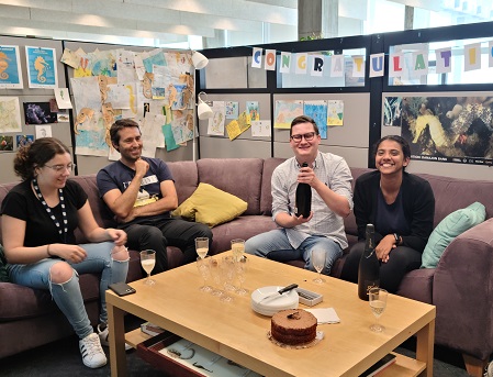 Project Seahorse (@projectseahorse) on Twitter photo Well done <a href="/Adam_D_Hicks/">Adam hicks</a> !!๐
Adam defended his Masters thesis "A Global Review of E-commerce Trade and #Seahorses ". Congratulations! ๐๐๐ Well done <a href="/Adam_D_Hicks/">Adam hicks</a> !!๐
Adam defended his Masters thesis "A Global Review of E-commerce Trade and #Seahorses ". Congratulations! ๐๐๐