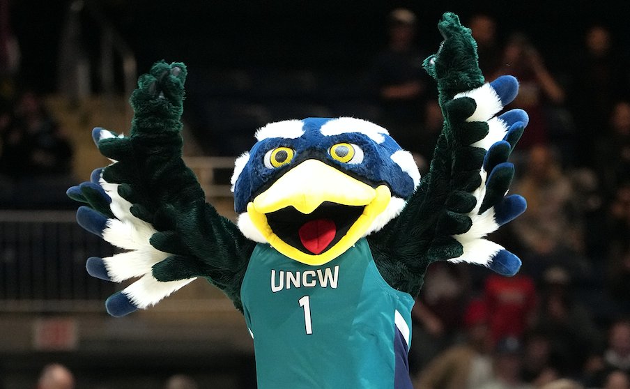 Report: Kentucky adds UNC-Wilmington to 2023-24 non-conference schedule for first-ever matchup between the two schools 

https://t.co/JdklEcw1v5 #BBN https://t.co/B2dffHYuU9