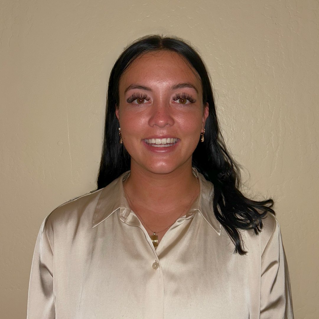 MaddyInstitute's tweet photo. Meet Hollee Hercik, one of our Maddy Interns from CSU Bakersfield interning with the D.C. Office of U.S. Representative Valadao!
Visit our website to learn more about Hollee and the Internship Program's application process!
#maddyintern #internspotlight #centralvalley https://t.co/L0FIb464ZP