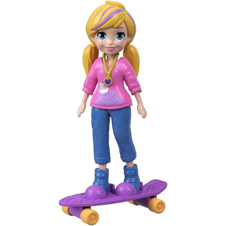 PopCrave's tweet photo. A Polly Pocket movie starring Lily Collins is still in the works at Mattel and the script is “great.” 

🔗: https://t.co/6TO2kPo82X https://t.co/NxKJvLs1Gb