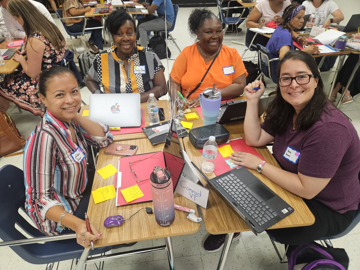 Migue_Campuzano's tweet photo. Our #Region3 demo teachers were fully invested & collaborated during our first 30 days PD. It was great presenting with my fellow Hillcrest VT ILCs.
We are leading in rhythm with equity and excellence! πΆ π΅
@SBarrios_DISD @ConradSchools @TeamDallasISD
#ConradStrong #WeAreRegion3 https://t.co/pkkn6jydrJ