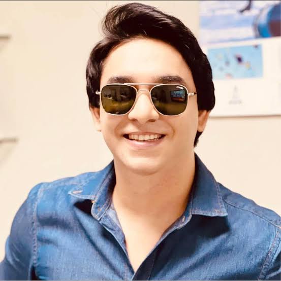 آزادی آظہار رائے کے نام پر بنائے گئے چینل آج خود آزادی چھیننے لگے. عدالت میں عمران خان کے ساتھ بدتمیزی کرنے والے صحافی کے رویے کی مزمت کرنے پر جمیل فاروقی کو بول نیوز سے نکال دیا گیا. 
<a href="/bolnetwork/">BOL Network</a>
<a href="/SSforpakistan/">Shoaib Ahmed Shaikh</a>
#باٸیکاٹ_بول_نیوز