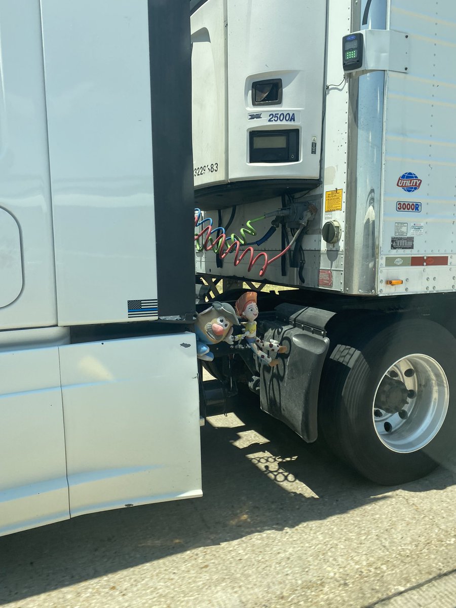 EdTechDestiny's tweet photo. Fun sight on the #edtechnerds road trip to #TechConnect23
See you soon! https://t.co/SqpyCGxHjV