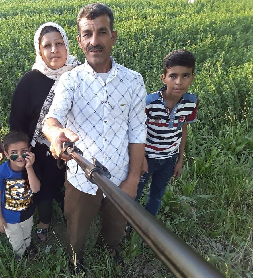 برای بچه های عباس دریس که داغ مادر هم دیدن صدای پدرشون باشیم که تنها جرم اون شاهد بودن هستش تا بچه هاش داغ پدر نبینند...
#عباس_دریس