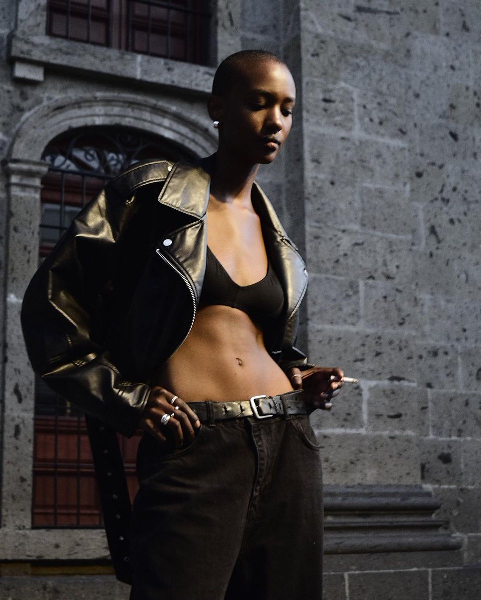 iamincover's tweet photo. #InEditorial #makeupartist #photography #Testshooting #Editorial https://t.co/TwqO1GQU5P
