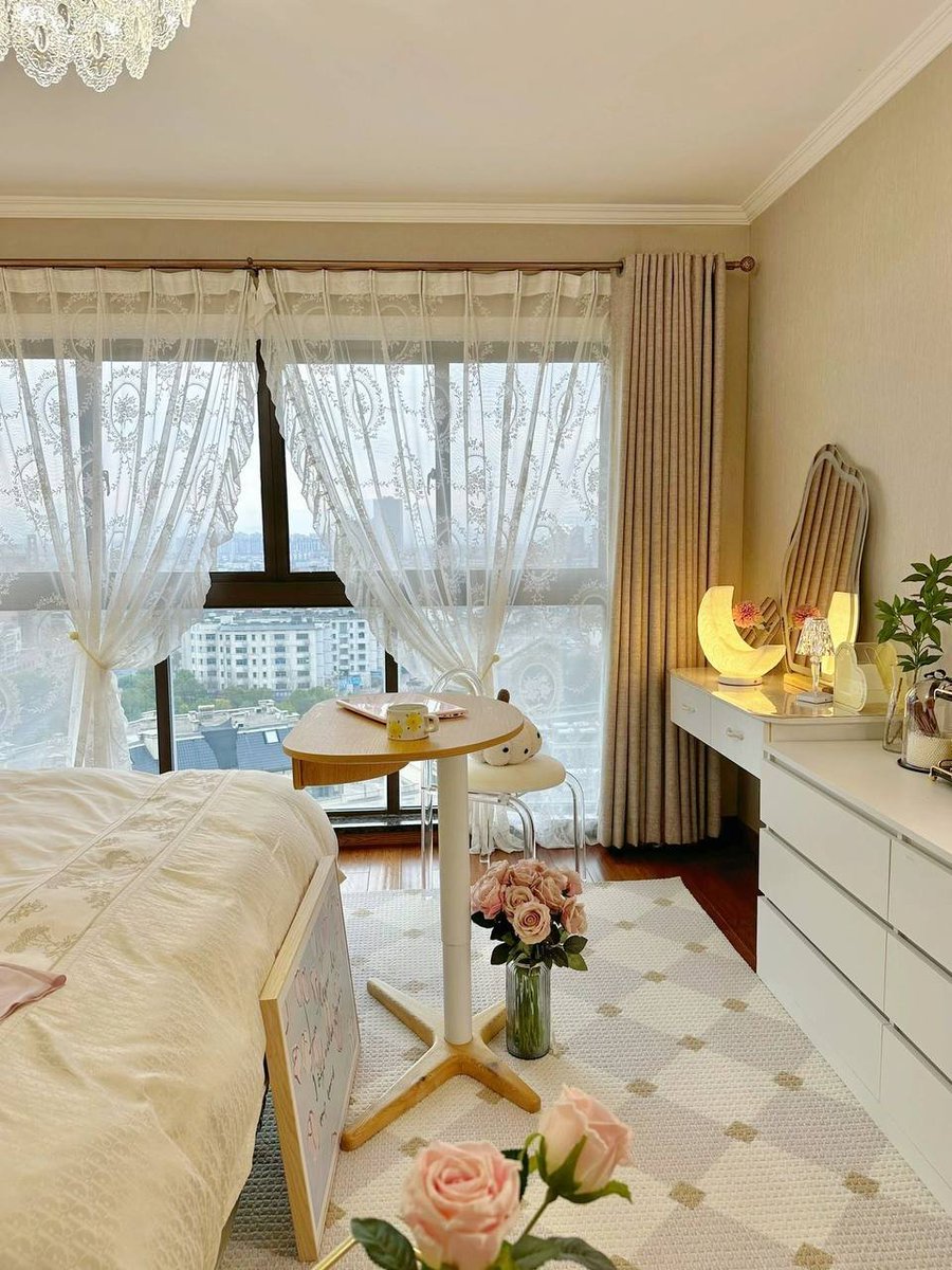 noria116's tweet image. #l am aIone today in house, little bored...