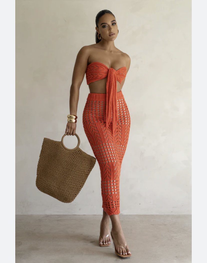 TrendsAlertSA's tweet photo. Our supplier just sent us these - they are readily available boo thangs 😍😍

R320 https://t.co/1fWSNq5eVM