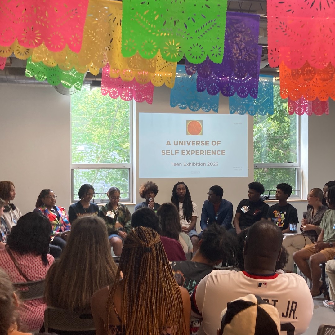 HPAC_chicago's tweet photo. Thank you for joining us on Saturday for another fantastic Center Day. Seeing so many familiar and new faces participating in art activities, dancing with Las Bompleneras, visiting our galleries and celebrating art and community was beautiful.
#HydeParkArtCenter #CenterDay https://t.co/wNhcmMryDI