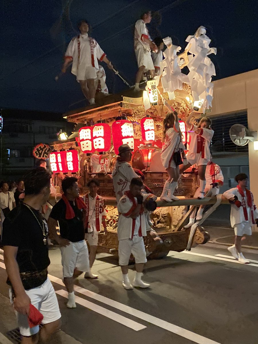 miyakawa4141's tweet photo. 大阪市平野区 管原神社 夏まつり
細田町地車、灯入れ曳行 https://t.co/CUyAhcB6Dv
