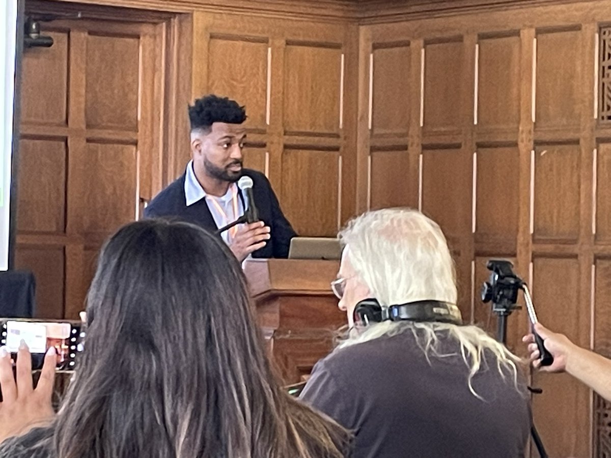 Thomas Henning tweet media