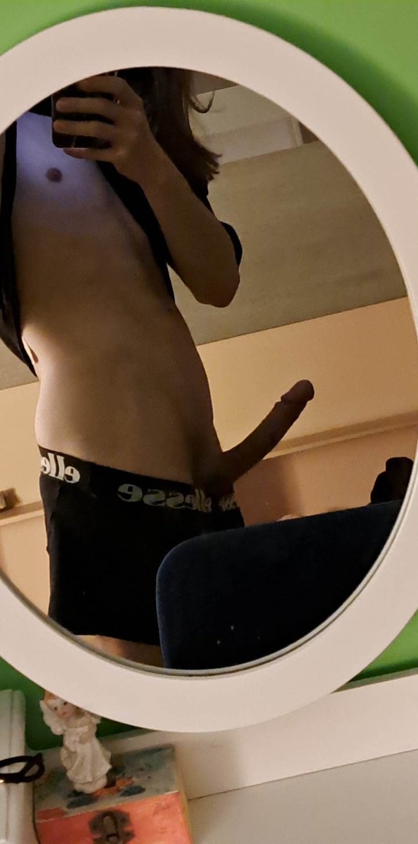 Komm massiere meine eier und loch💦🔥🙈  für mehr liken und retweeten und kommentieren🥵🥵🥵 #bi #gay #gayboy #asshole #eggs #ass #dick #fuckme #fuckmyass #fingerme #karlsruhe #stuttgart #köln #bayern #berlin #rostock #twitter