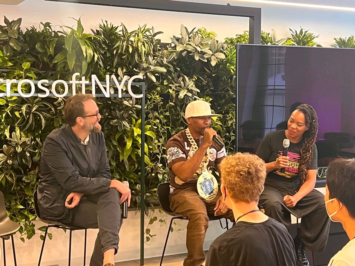 sugargamer's tweet image. So inspired by the young minds at #G4C2023! Gaming isn&apos;t just fun, it&apos;s a tool for social impact. Was great teaming up with @G4C 💜 Can&apos;t wait to see how these #NextGenLeaders shape the world of gaming. 🌍🎮💪
