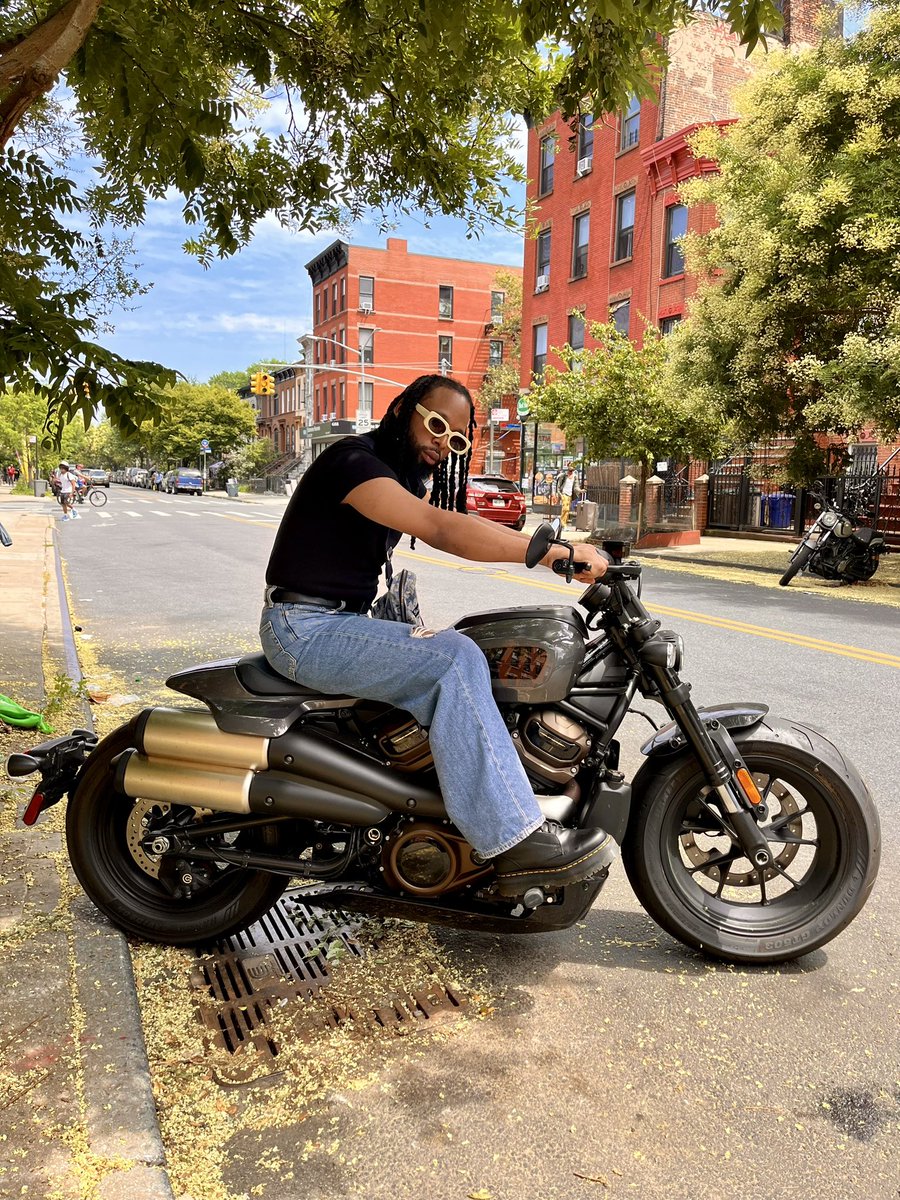 bignango's tweet image. El final