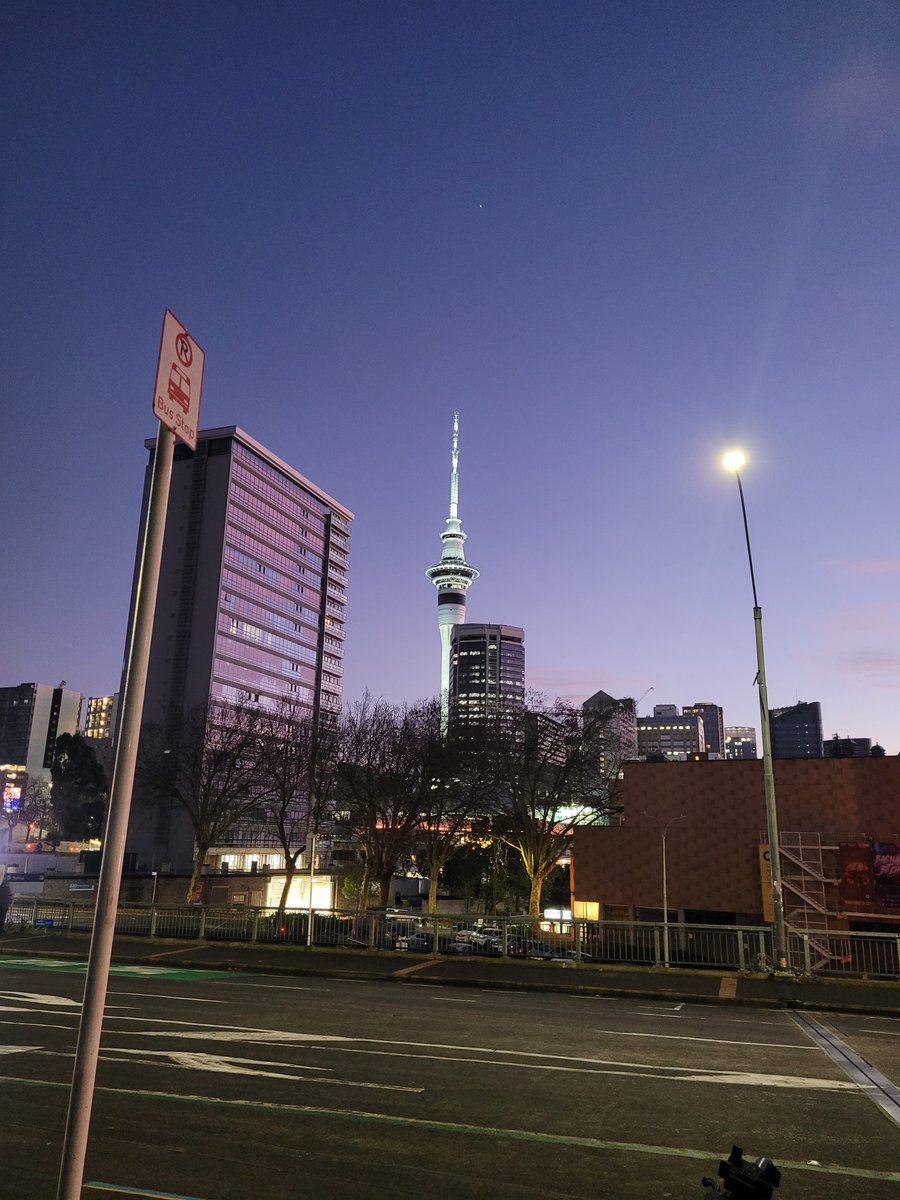 SoonLeeNZ's tweet photo. I appreciate the cool fine winter morning after so much rain this year. So much rain. 

 #Auckland #NewZealand #SkyTower https://t.co/pHZBRh1Gcp
