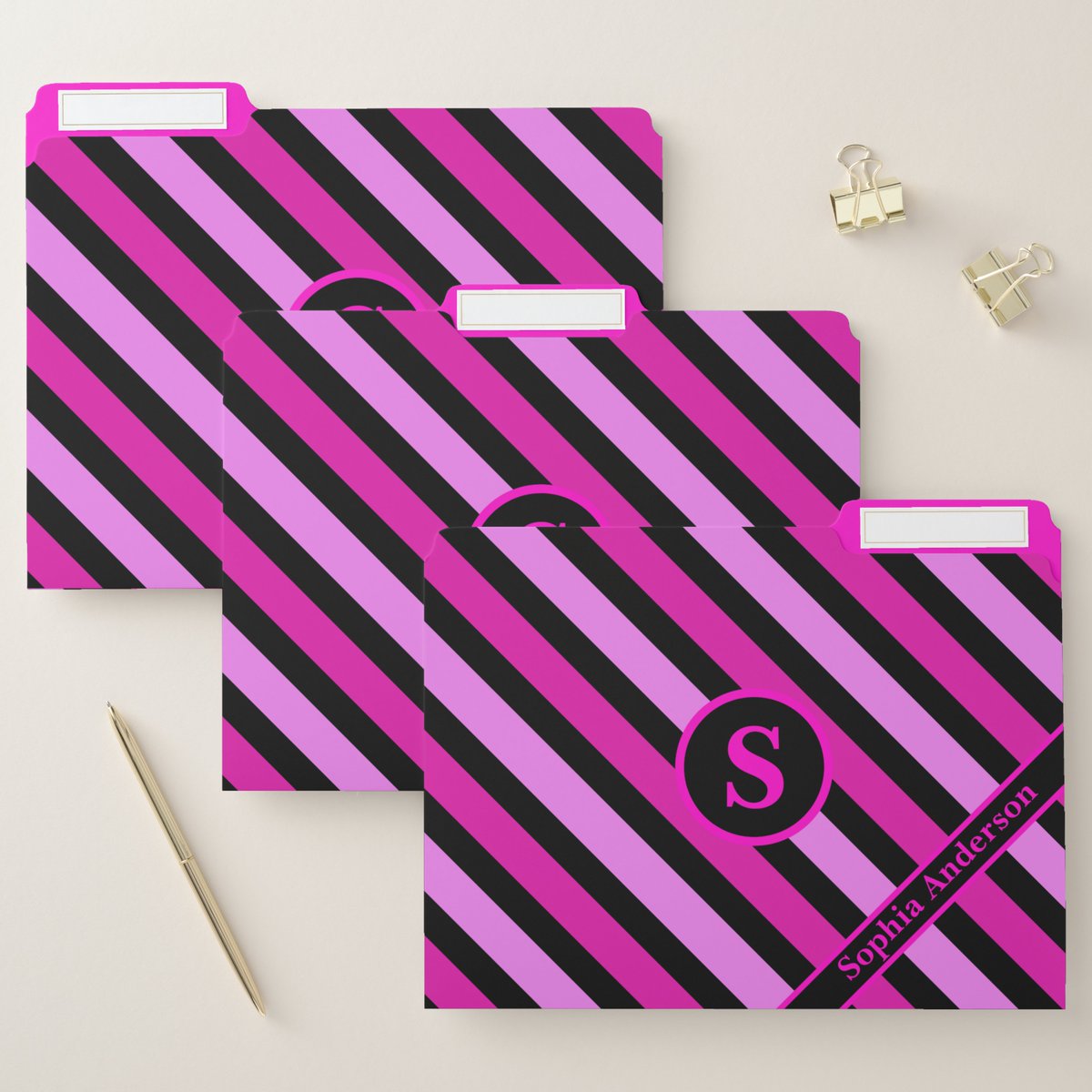 IElbakatoushy's tweet photo. Monogrammed Name Colorful Striped Pattern File Folder https://t.co/jWRNKKwPpZ via @zazzle #BacktoSchool2023 #backtoschool #filefolder #TEACHers #schools #Students #schoolsupplies https://t.co/Obv8W32P49