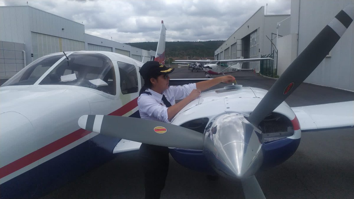 Enaproc's tweet photo. Check para #Vuelo de ruta Querétaro-León-Querétaro, avión bimotor PA-34 matrícula XB-RDN, por la alumna Frida Palacios
#AVSEC #SAFETY #FACTOR
#AviationSecurity #Flight
#flywithus #Flighttraining #aviation #aviacion #volar #PilotoPrivado #PilotoComercial #pilot #pilotstudent https://t.co/j7T2ndGBQO