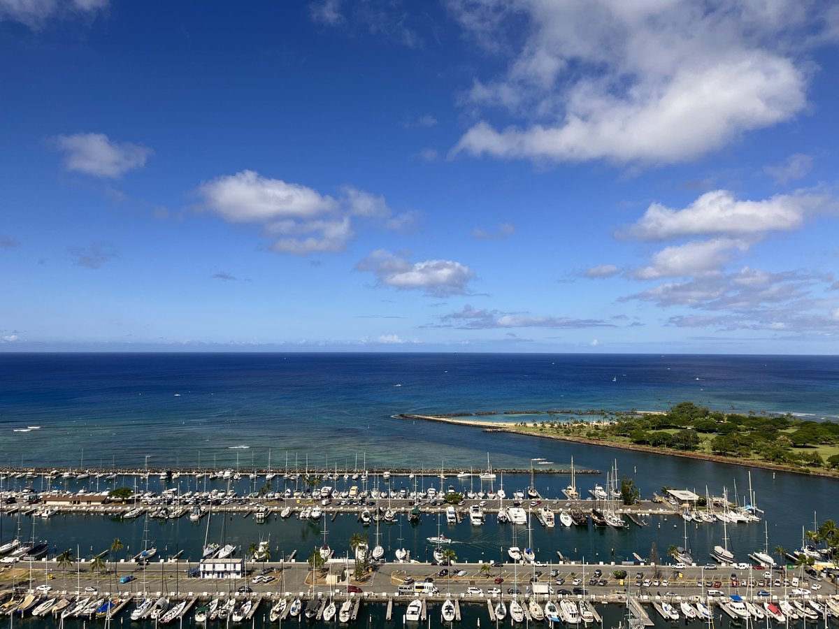 thoma_gu's tweet image. Excited to be in person for #ICML2023 in Hawai&apos;i🌴🌊! I&apos;ll be presenting two posters (Nerfdiff, σREPARAM) on Tuesday and giving a contributed talk (BOOT) at the spigmworkshop.github.io on Friday. Please ping me if you want to chat about diffusion models, transformers, and 3D!!