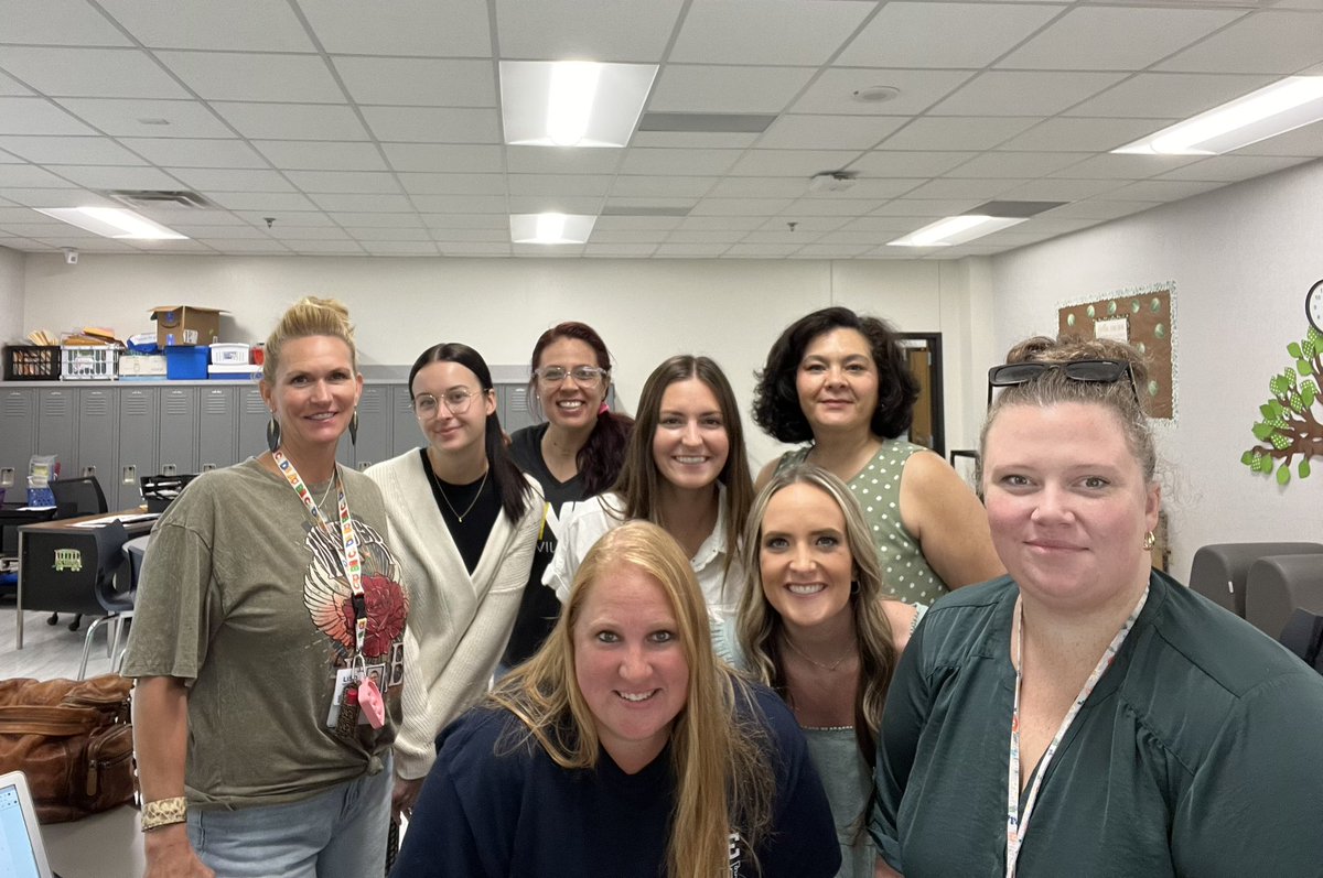 Shelli Phillips (@s_phillips75) on Twitter photo Welcome teachers to Forest Vista! We are so excited to have you in LISD! #LISDnewteacher #oneLISD <a href="/ForestVistaES/">Forest Vista ES</a> Welcome teachers to Forest Vista! We are so excited to have you in LISD! #LISDnewteacher #oneLISD <a href="/ForestVistaES/">Forest Vista ES</a>
