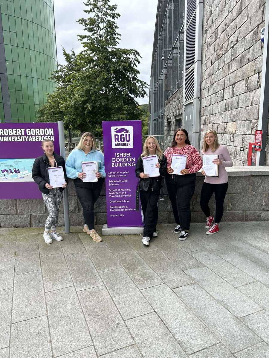 Dawn 🚑🩺 tweet media