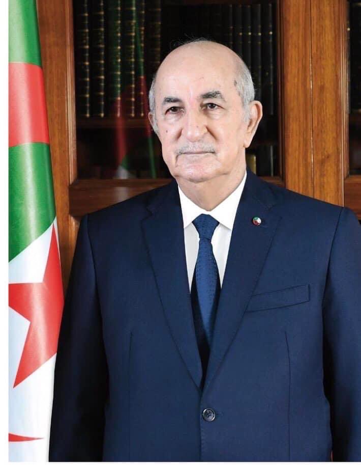 AlgPresidency's tweet photo. #هام
السيد الرئيس معزياً عائلات ضحايا الحرائق:
أعرب لأسر الضحايا عن أحرّ التعازي وأصدق مشاعر المواساة، مؤكدًا لهم تضامن الدولة المطلق في هذه الظروف العصيبة.
إنّا لله وإنّا إليه راجعون https://t.co/l9xyn6nOaQ