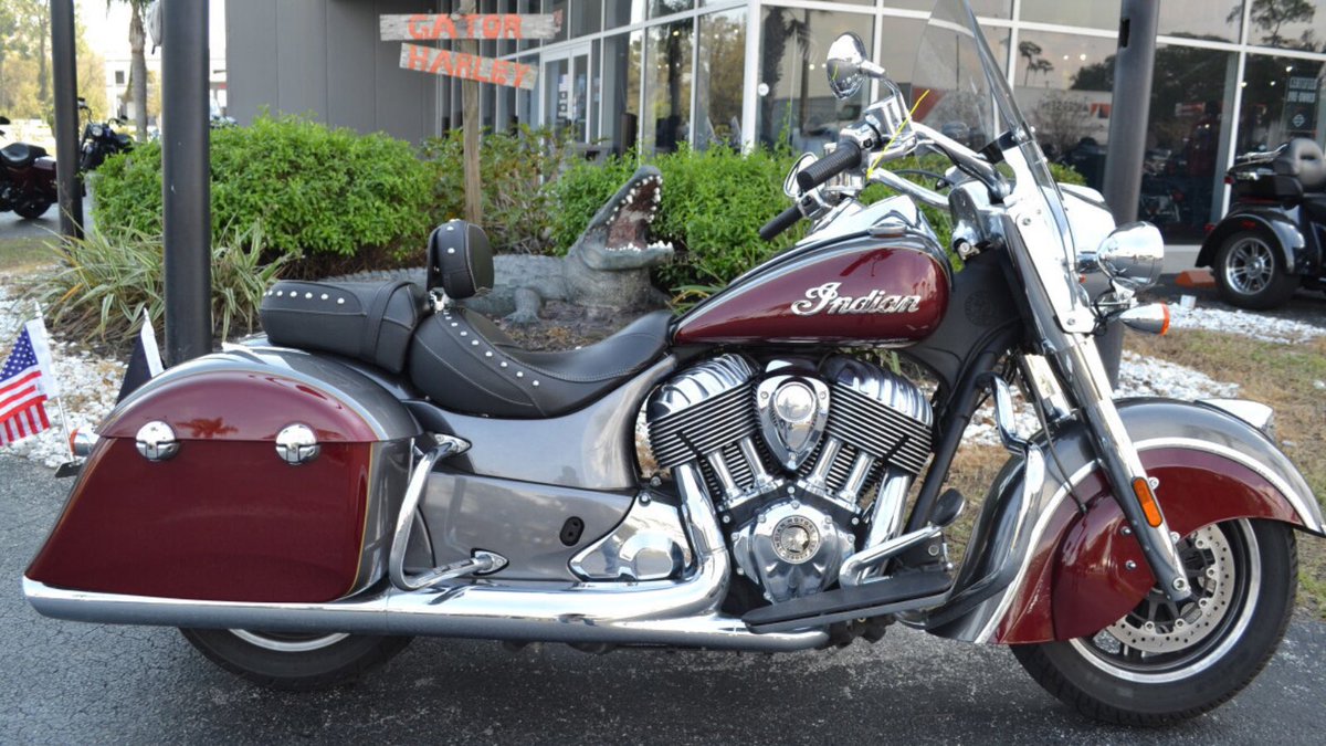 chopperexchange's tweet photo. 2018 Indian® Motorcycle Springfield® ridden only 11,950 miles.
#CycleCrunch #IndianMotorcycle #AmericanBiker #AmericanMade ##IndianMotorcycleSpringfield https://t.co/aNFYOxdc2z