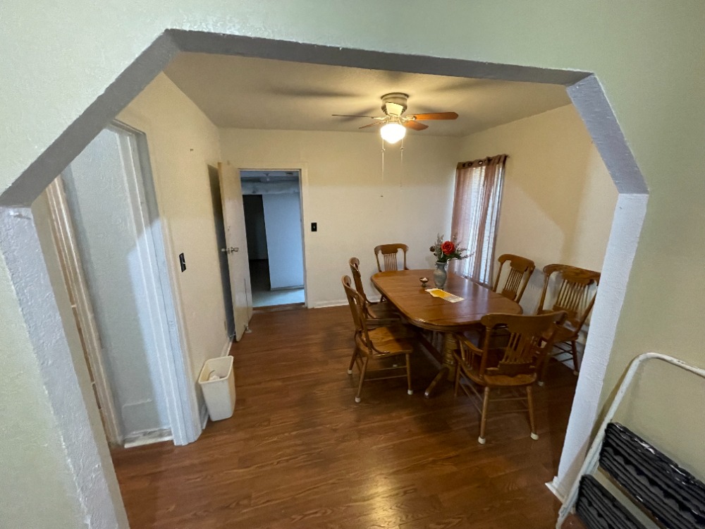 AdamInAustinTX's tweet photo. We were the cheapest thing available in this pocket by over $50k and the 2nd cheapest thing to sell in the pocket in TWO YEARS! #Austinflip #78722 #Austinfixerupper #RealEstateInvesting #FixAndFlip #FlippingHouses #InvestmentProperty #Fixerupper #adaminaustin #adaminaustintx https://t.co/3AXfRvqL0B