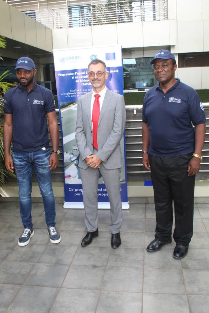 UNODC_BMB's tweet photo. Fin des débats sur la rédaction des #POSH au 🇨🇲 @UNODC_MCP a clôturé l’atelier national sur les #HSOPs au 🇨🇲 dans le cadre du #PASSMAR-ONUDC financé par l’#UE #BorderManagement https://t.co/KRS0si28G7