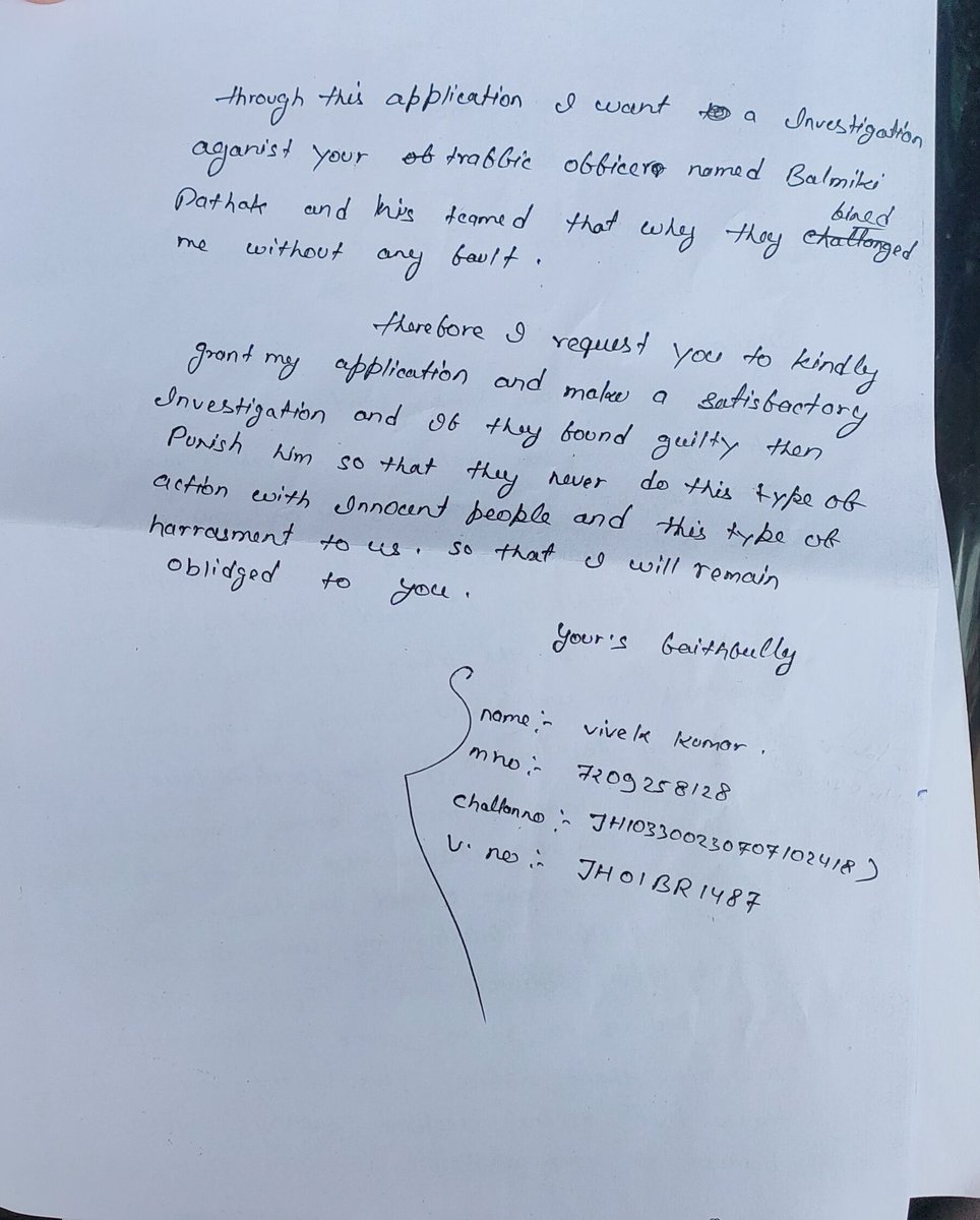 comrade_vivek's tweet photo. @bokaropolice @BokaroSP @BokaroDc @JharkhandPolice @JharkhandCMO
@jharkhandtrafficpolice @JharkhandNews 
Misused of power by traffic police and no response of my complaint. https://t.co/XJrCWiu33X