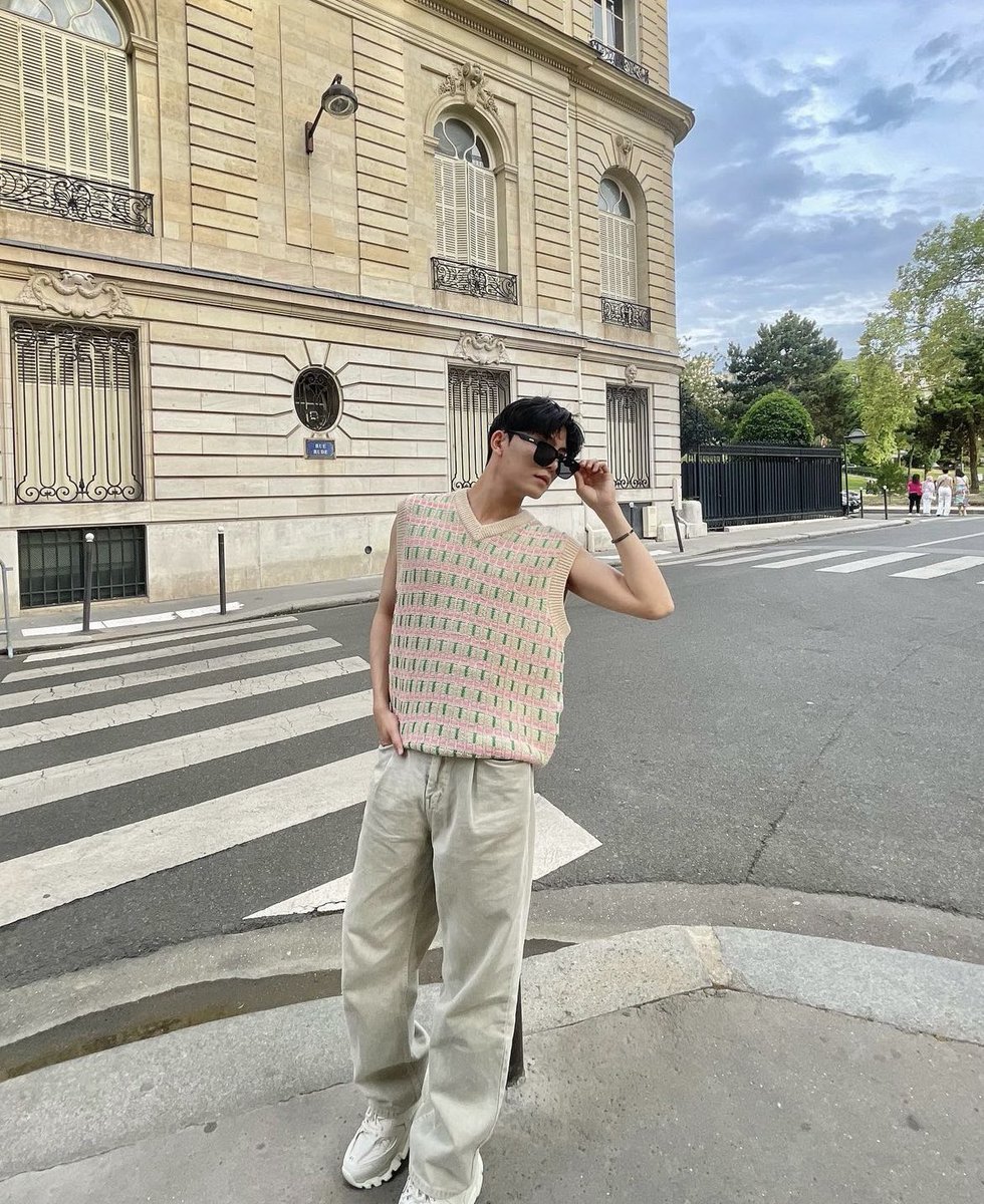 Jeff_official93's tweet photo. โอ้วเธอ หวานเจี๊ยบบบบ
 IG: Story update 

#jefferyratchaphon 
#jeff_eskape 
#fyfy https://t.co/ScoCW2eYeI