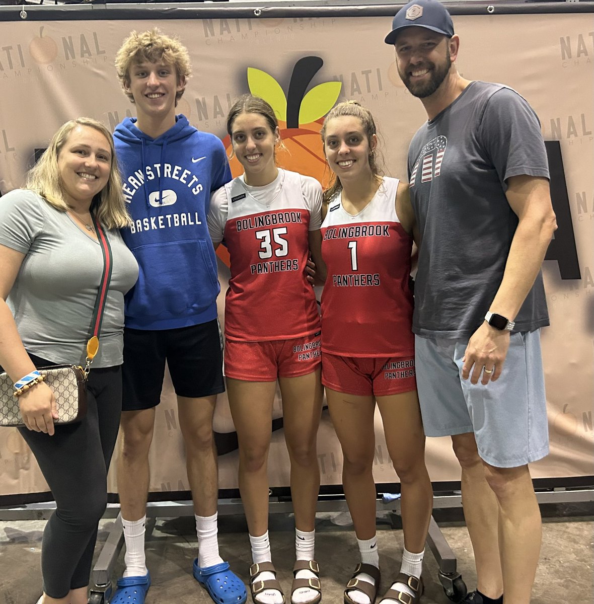KathyMomOfThree's tweet photo. The end of AAU High School Basketball for the girls! Ended with a wonderful team and showed off their best basketball! So proud of you @MJSularski &amp; @ESularski Thank you @keithlb5 &amp; @BbrookPanthers for your support and unbelievable coaching! https://t.co/CT5cnlWYyh