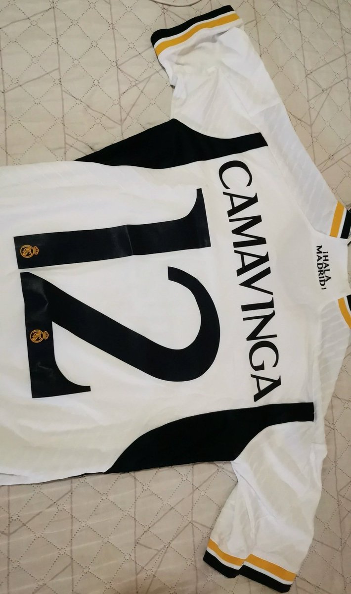 𝑺𝒂𝒏𝒅𝒓𝒂 tweet media