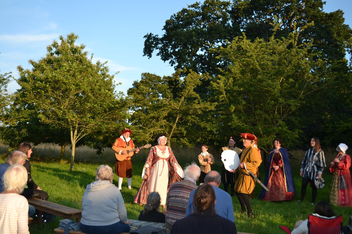 For yesterday's final performances of <a href="/circle_67/">Circle 67</a> 's summer #Shakespeare, the sun finally shone.